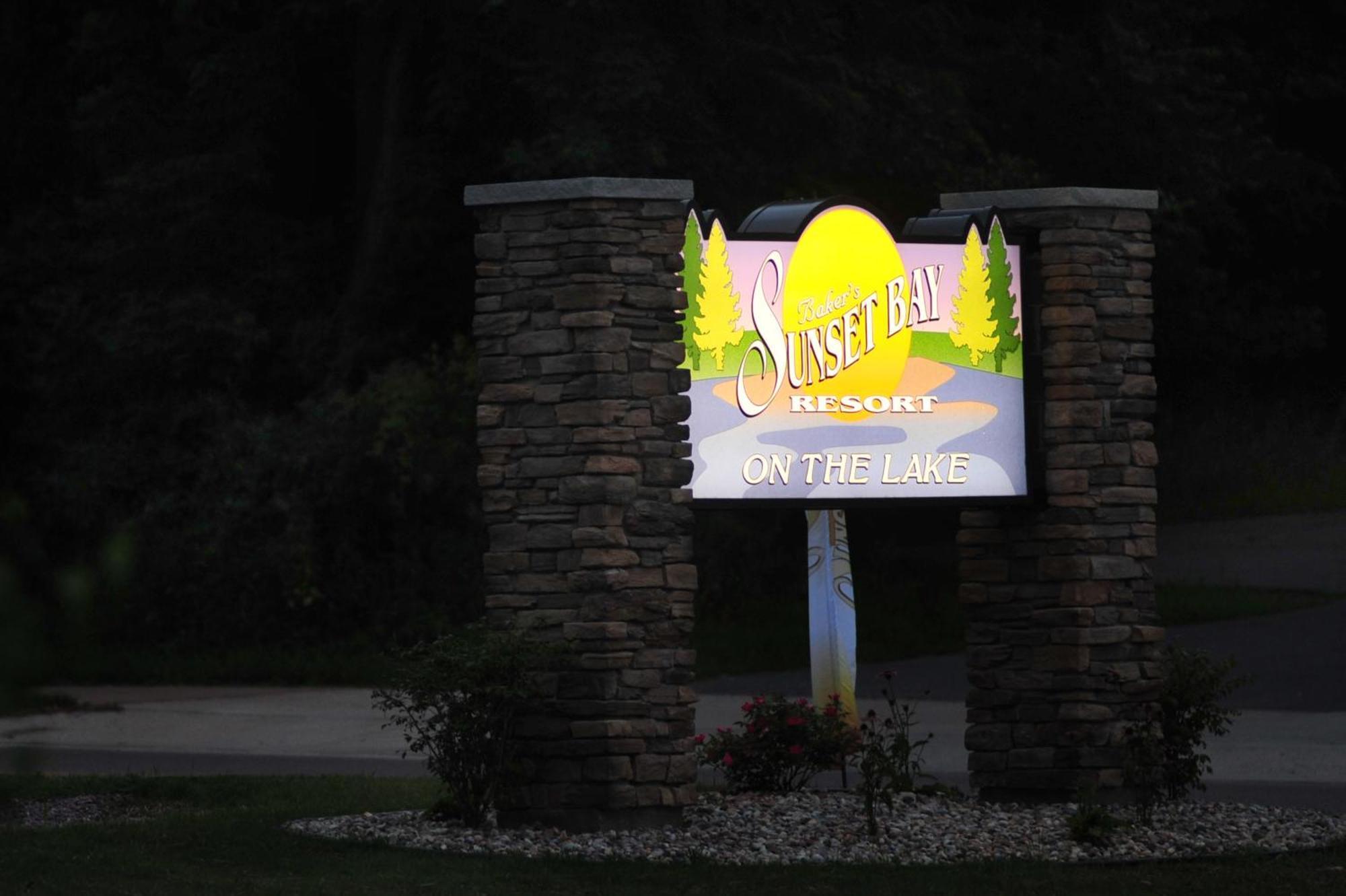Bakers Sunset Bay Resort Lake Delton Екстериор снимка