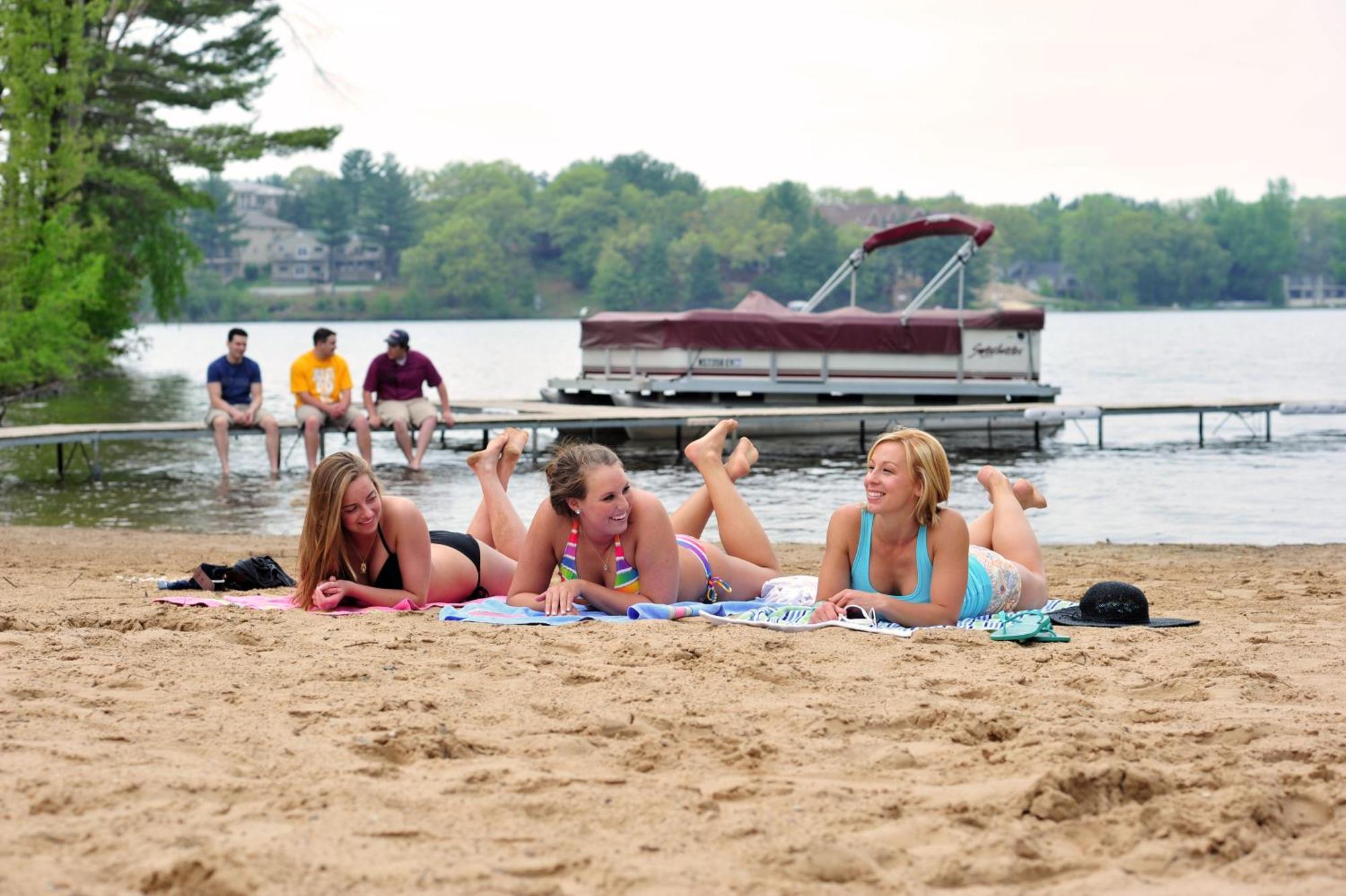 Bakers Sunset Bay Resort Lake Delton Екстериор снимка