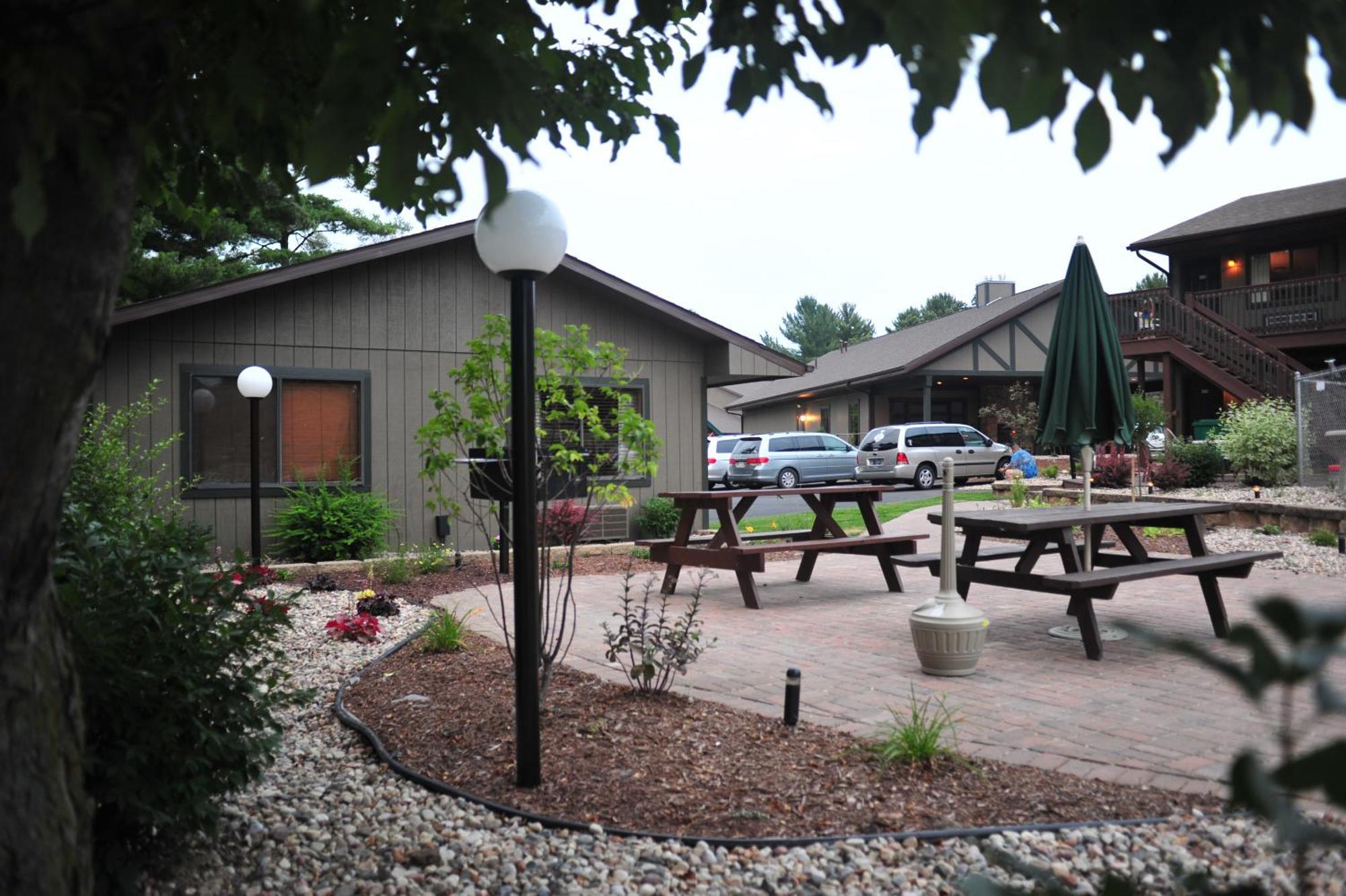 Bakers Sunset Bay Resort Lake Delton Екстериор снимка
